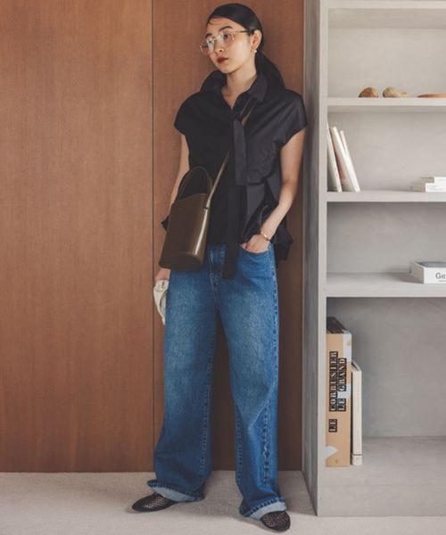 studio CLIP（スタディオクリップ）の「【daily CLIP】セミフレアルーズデニム（デニムパンツ・レディース・ライトブルー/ブルー・MEDIUM/LARGE）」の10枚目の写真