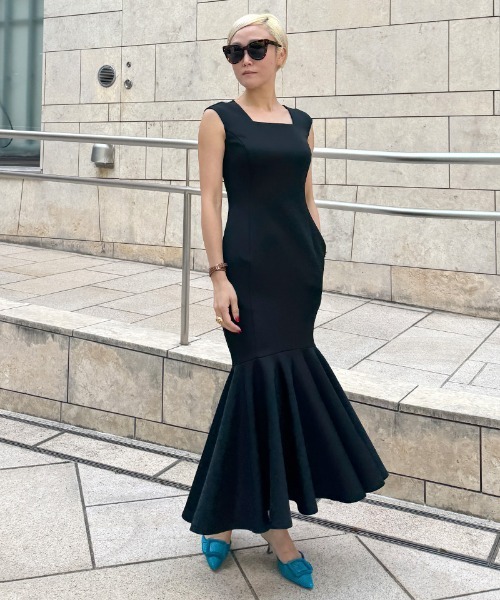 JENNE(ジェンヌ)の「マーメイドカットソーワンピース(ワンピース・レディース・ブルー/ネイビー/ブラック・LARGE/MEDIUM/SMALL)」の10枚目の写真