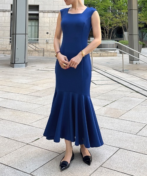 JENNE(ジェンヌ)の「マーメイドカットソーワンピース(ワンピース・レディース・ブルー/ネイビー/ブラック・LARGE/MEDIUM/SMALL)」の21枚目の写真