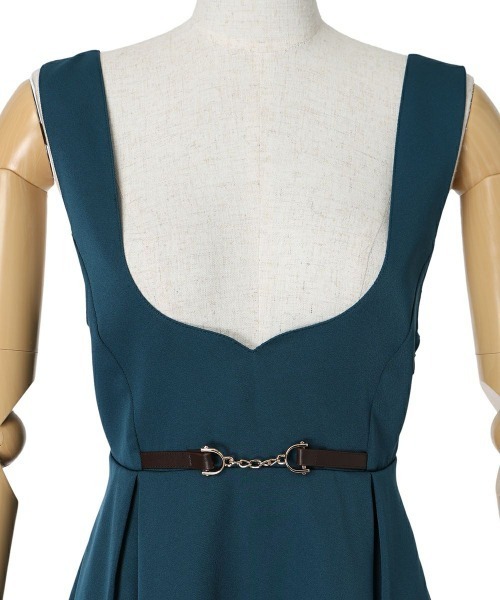 F i.n.t（フィント）の「チェーンビット使いディープＶネックジャンパースカート/ fint　フィント（ジャンパースカート・レディース・ブルーグリーン/ブルーグレー/ネイビー・FREE）」の18枚目の写真