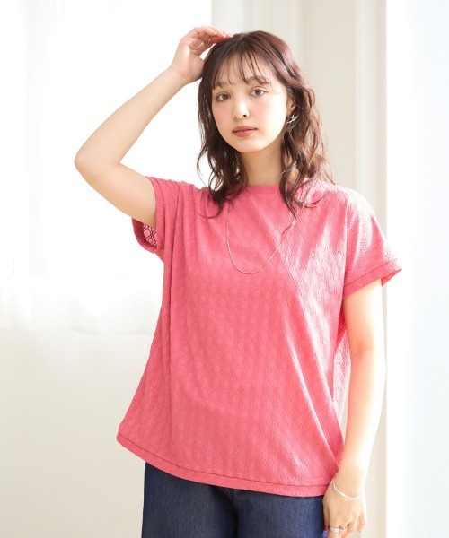 SMILE LAND（スマイルランド）の「＜大きいサイズ＞ドライタッチぽこぽこジャガードカットソーゆるシルエットプルオーバー（吸汗速乾・UVカット）（Tシャツ/カットソー・レディース・オリーブ/チャコールグレー/ブラック/フューシャピンク・L/4L/3L/LL/5L）」の14枚目の写真