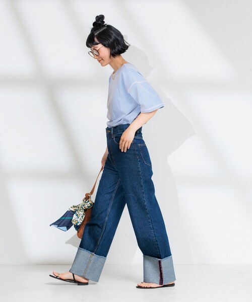 FREAK'S STORE(フリークスストア)の「<接触冷感>メランジ 2WAY VネックTシャツ/配色ステッチTシャツ【限定展開】(Tシャツ/カットソー・レディース・チャコールグレー/ブルーグリーン/サックスブルー・フリ-)」の5枚目の写真