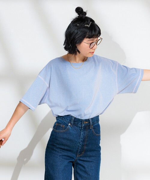 FREAK'S STORE(フリークスストア)の「<接触冷感>メランジ 2WAY VネックTシャツ/配色ステッチTシャツ【限定展開】(Tシャツ/カットソー・レディース・チャコールグレー/ブルーグリーン/サックスブルー・フリ-)」の9枚目の写真