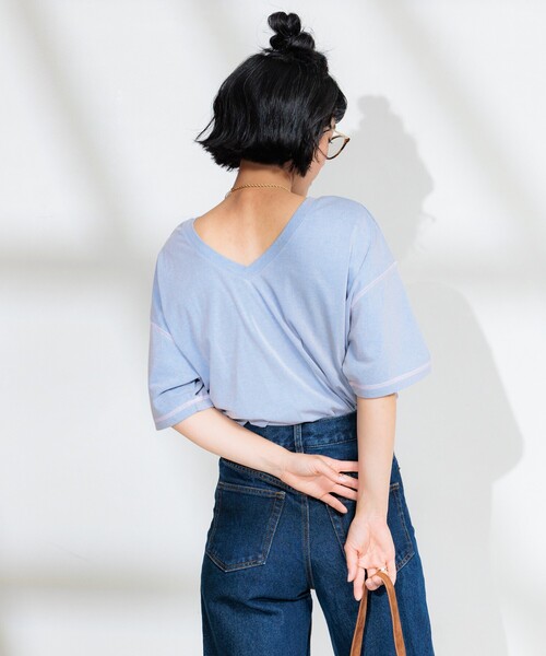 FREAK'S STORE(フリークスストア)の「<接触冷感>メランジ 2WAY VネックTシャツ/配色ステッチTシャツ【限定展開】(Tシャツ/カットソー・レディース・チャコールグレー/ブルーグリーン/サックスブルー・フリ-)」の10枚目の写真