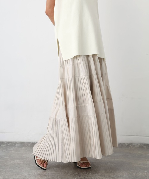 Floran（フローラン）の「タフタコーティング加工プリーツティアードスカート（スカート・レディース・アイボリー/ブラック・FREE）」の18枚目の写真