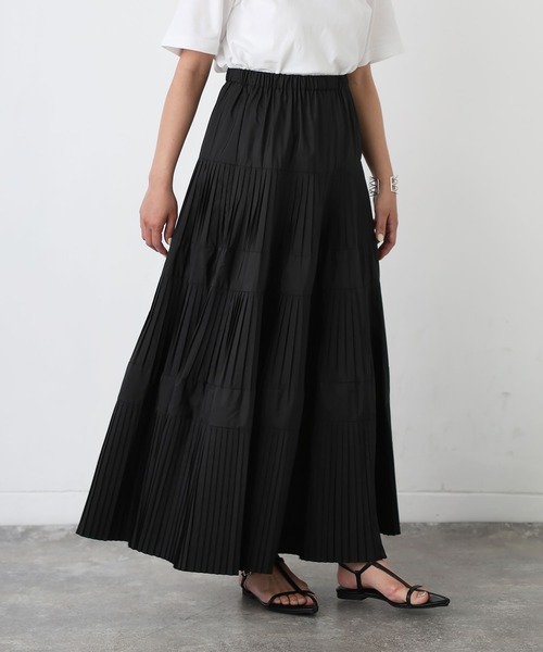 Floran（フローラン）の「タフタコーティング加工プリーツティアードスカート（スカート・レディース・アイボリー/ブラック・FREE）」の17枚目の写真