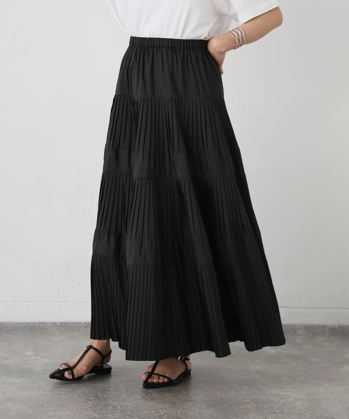 Floran（フローラン）の「タフタコーティング加工プリーツティアードスカート（スカート・レディース・アイボリー/ブラック・FREE）」の8枚目の写真