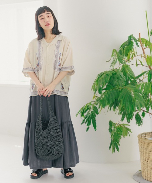 【メーカー直売】の商品をすべて フラワーエンブロイダリーシャツ（シャツ/ブラウス）｜niko and トップス