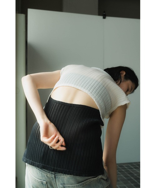 Knuth Marf(クヌースマーフ)の「french sleeve ribbed tops(Tシャツ/カットソー・レディース・ブラック/ホワイト×ブラック・FREE)」の11枚目の写真