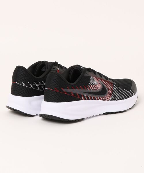 NIKE(ナイキ)の「NIKE ナイキ RUN DEFY (ランデファイ) HM9594 001(スニーカー・メンズ・ブラック×レッド・27.0cm/28.0cm/26.0cm/26.5cm/25.0cm/25.5cm/28.5cm/27.5cm/29.0cm/30.0cm)」の2枚目の写真