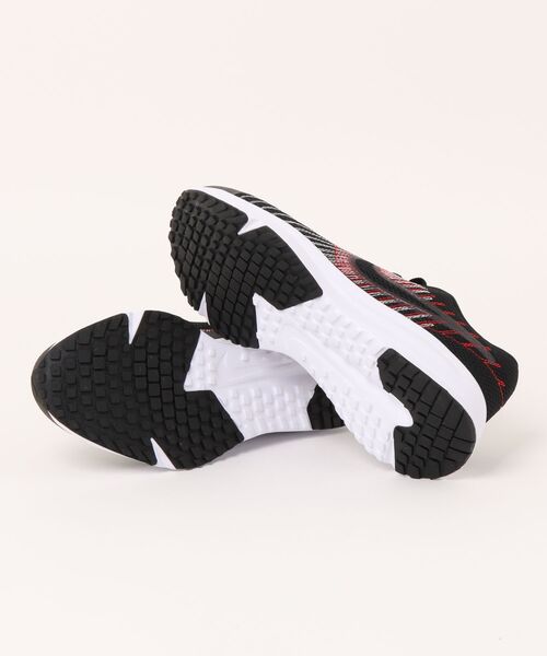 NIKE(ナイキ)の「NIKE ナイキ RUN DEFY (ランデファイ) HM9594 001(スニーカー・メンズ・ブラック×レッド・27.0cm/28.0cm/26.0cm/26.5cm/25.0cm/25.5cm/28.5cm/27.5cm/29.0cm/30.0cm)」の3枚目の写真