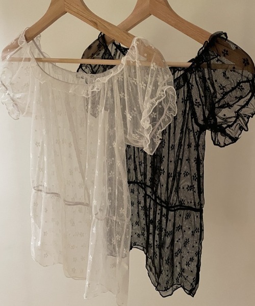 Per sist ence(パーシエンス)の「シアーレース半袖トップス/オフショル2WAY(Tシャツ/カットソー・レディース・ホワイト/ブラック・ONE SIZE)」の10枚目の写真