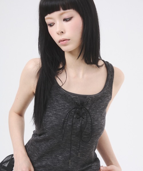 d.i.a.（ダイヤ）の「フロントレースアップレイヤードタンクトップ（Tシャツ/カットソー・レディース・モカ/ホワイト/ブラック・FREE）」の18枚目の写真