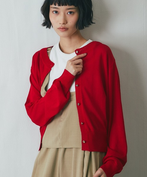 ⚠️限定スーパーセール⭐️超美品⭐️未使用⭐️レア　AMI カーディガン　ハートデザイン ⚠️限定スーパーセール⭐️超美品⭐️未使用⭐️レア AMI