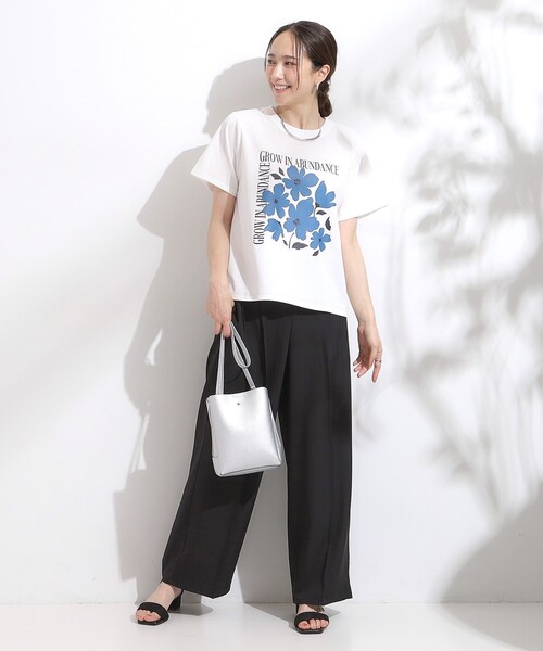 Cutie Blonde（キューティーブロンド）の「【S-LL/ひんやり/汗ジミ軽減/UVカット】グラフィックアソートTシャツ（Tシャツ/カットソー・レディース・ホワイト系3/イエロー系その他2/ピンク系1/ピンク系4/チャコール/グレー系その他2/ホワイト系5/ホワイト系1/グレー系その他/パープル系1/ホワイト系6・03/04/02/01）」の14枚目の写真