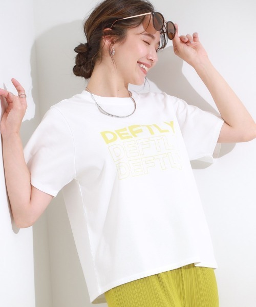 Cutie Blonde（キューティーブロンド）の「【S-LL/ひんやり/汗ジミ軽減/UVカット】グラフィックアソートTシャツ（Tシャツ/カットソー・レディース・ホワイト系3/イエロー系その他2/ピンク系1/ピンク系4/チャコール/グレー系その他2/ホワイト系5/ホワイト系1/グレー系その他/パープル系1/ホワイト系6・03/04/02/01）」の4枚目の写真