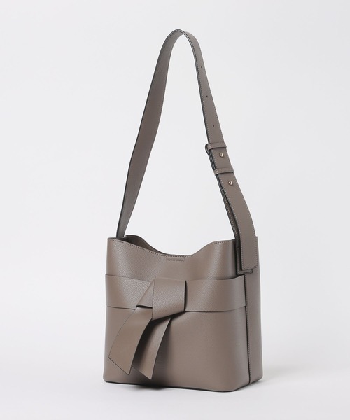 mysty woman（ミスティウーマン）の「ワンショルダーリボンBAG　575911（ショルダーバッグ・レディース・ブラック/アイボリー/ブラウン系その他・FREE）」の6枚目の写真