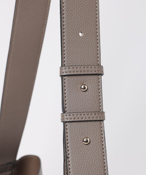 mysty woman（ミスティウーマン）の「ワンショルダーリボンBAG　575911（ショルダーバッグ・レディース・ブラック/アイボリー/ブラウン系その他・FREE）」の16枚目の写真