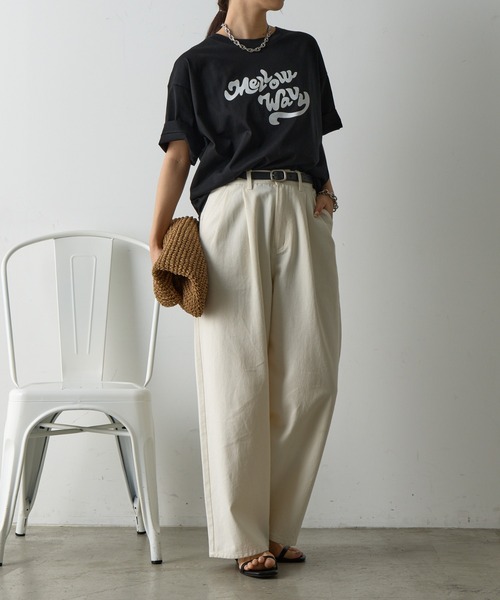 COLONY 2139(コロニートゥーワンスリーナイン)の「MellowプリントTシャツ(Tシャツ/カットソー・レディース・ホワイト/ブラウン/ピンク/ブラック/ブルー・FREE)」の16枚目の写真