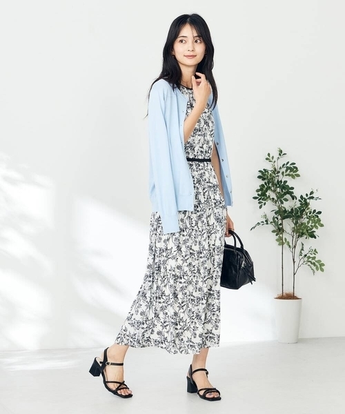 a.v.v(アーヴェヴェ)の「配色パイピング切り替えワンピース(ワンピース・レディース・アイボリー/ブラック・36/40/38/42)」の9枚目の写真