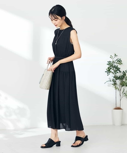 a.v.v(アーヴェヴェ)の「配色パイピング切り替えワンピース(ワンピース・レディース・アイボリー/ブラック・36/40/38/42)」の14枚目の写真