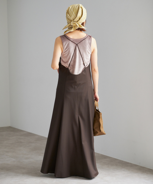 IENA（イエナ）の「トロピカルWOOL キャミソールワンピース（ワンピース・レディース・ブラウン/チャコールグレー・38/36）」の17枚目の写真