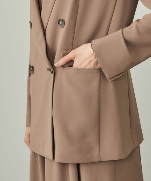 INDIVI（インディヴィ）の「【軽く羽織れる！】ダブルジャケット（テーラードジャケット・レディース・ブラウン系/ブラック/ダークグレー・40/38/36/15 /13/05/03/19）」の20枚目の写真