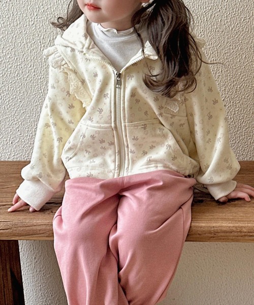 aimoha（アイモハ）の「【aimoha-KIDS-】花柄レースフリルパーカー（パーカー・キッズ・ライトベージュ・130/110/100/90/120）」の8枚目の写真