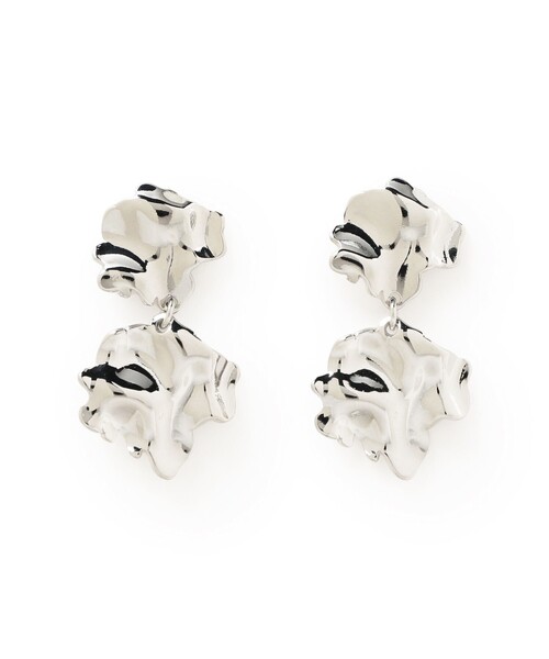 B:MING by BEAMS（ビーミングバイビームス）の「リーフ ピアス（ピアス（両耳用）・レディース・シルバー/ゴールド・ONE SIZE）」の3枚目の写真