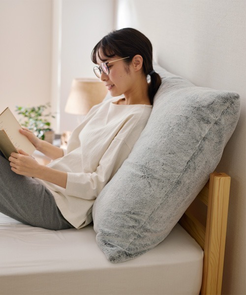 まるで猫！のようなモフモフビッグクッション【猫Feel】（クッション