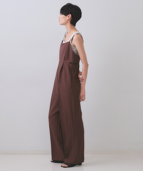 OPAQUE.CLIP（オペークドットクリップ）の「《STORY掲載》サイドオープンカットサロペット【洗える】（サロペット/オーバーオール・レディース・ブラック/ダークブラウン・38/40）」の12枚目の写真