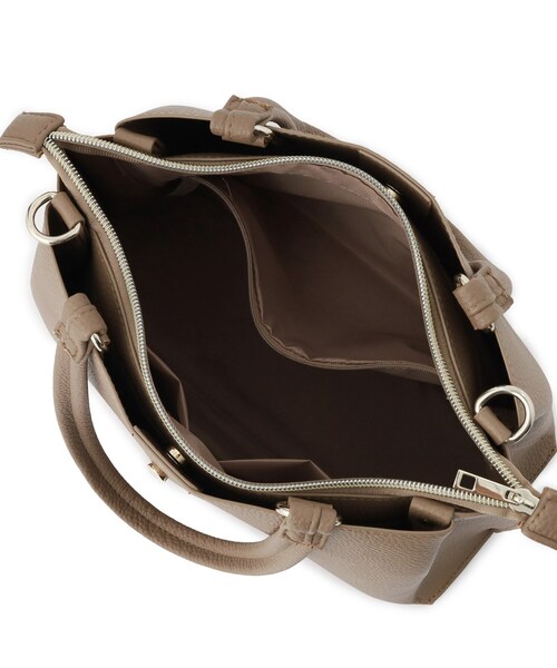 SHOO・LA・RUE（シューラルー）の「【軽量/2WAY】ふわっと軽い ミドルサイズ トートバッグ（トートバッグ・レディース・グレー/ブラウン系その他/ワインレッド/ブラック・00）」の22枚目の写真