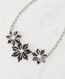 Sunauna（スーナウーナ）の「【フェイクパール付】フラワーモチーフショートネックレス（ネックレス）」