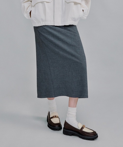 CHARLES & KEITH(チャールズ & キース)の「Lando ランド メタリックアクセントプラットフォームローファー(ローファー・レディース・ブラック系その他7/マルチ/ブラウン系その他7・26.5cm/25.5cm/25cm/24.5cm/23.5cm/23cm/22.5cm)」の3枚目の写真