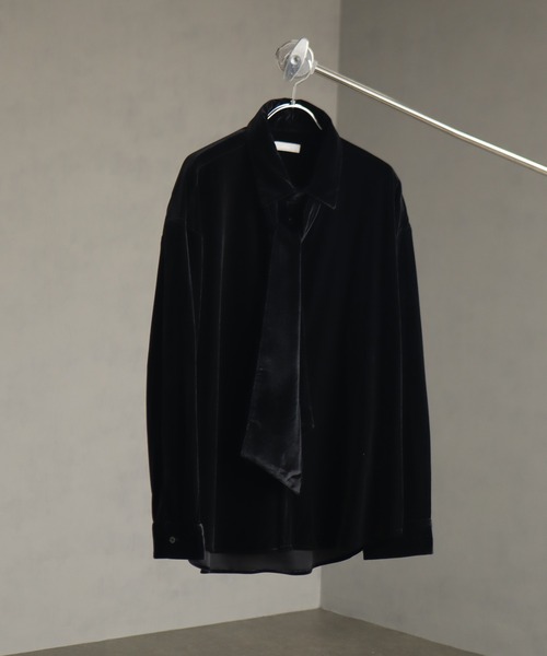 welise（ウェライズ）の「【welise/ウェライズ】-ADEYAKA-2WAYボリュームタイ グロッシーベルベットオーバーサイズシャツ（シャツ/ブラウス・メンズ・ネイビー/ブラック/パープル・M/L）」の11枚目の写真