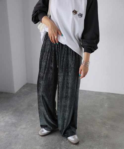 Riberry（リベリー）の「ベロアプリーツウエストシャーリングパンツ（その他パンツ・レディース・チャコールグレー/ブラウン/ベージュ・MEDIUM）」の21枚目の写真