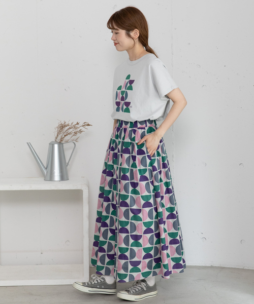 POU DOU DOU(プードゥドゥ)の「<made in INDIA>Art motif print タックギャザースカート(スカート・レディース・ピンク/ブルー・M)」の7枚目の写真