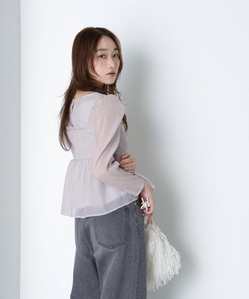 NATURAL BEAUTY BASIC（ナチュラルビューティーベーシック）の「◇ペプラムシャーリングブラウス（シャツ/ブラウス・レディース・ピンク/ダークブラウン/グレー・SMALL/MEDIUM）」の8枚目の写真