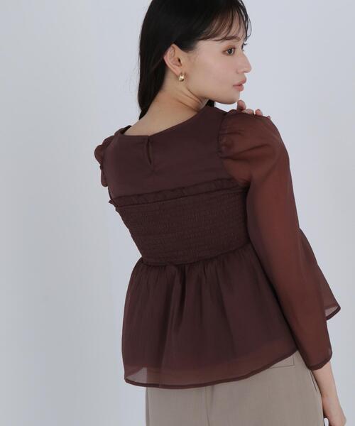 NATURAL BEAUTY BASIC（ナチュラルビューティーベーシック）の「◇ペプラムシャーリングブラウス（シャツ/ブラウス・レディース・ピンク/ダークブラウン/グレー・SMALL/MEDIUM）」の20枚目の写真