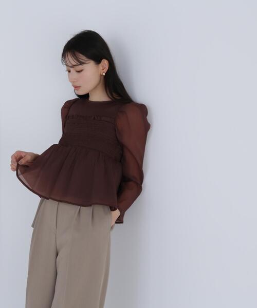 NATURAL BEAUTY BASIC（ナチュラルビューティーベーシック）の「◇ペプラムシャーリングブラウス（シャツ/ブラウス・レディース・ピンク/ダークブラウン/グレー・SMALL/MEDIUM）」の22枚目の写真