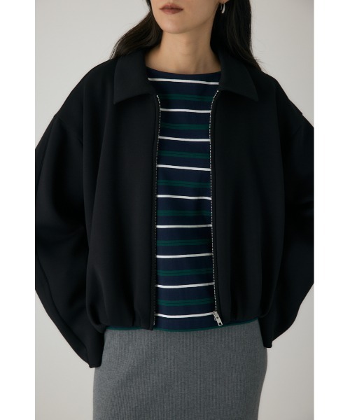crie conforto(クリーコンフォルト)の「ダンボールバルーンブルゾン 秋服 / 冬服 / 長袖 / 羽織り/ アウター(ブルゾン・レディース・ブラック/グレー・FREE)」の4枚目の写真