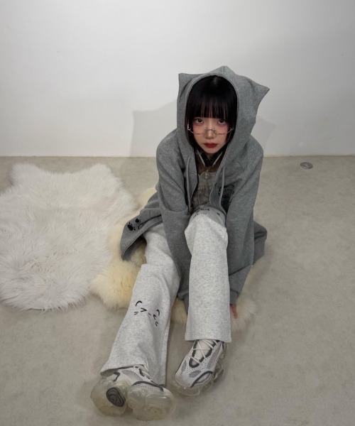 Never mind the XU / Chikashitsu+(ネバーマインド ザ エックスユー / チカシツプラス)の「【Nerd out XU】neko!! zip hoodie / 【ナードアウトエックスユー】キャットプリント猫耳ジップフーディ <着用動画あり>(パーカー・メンズ・グレー/ブラック・XL/M)」の10枚目の写真