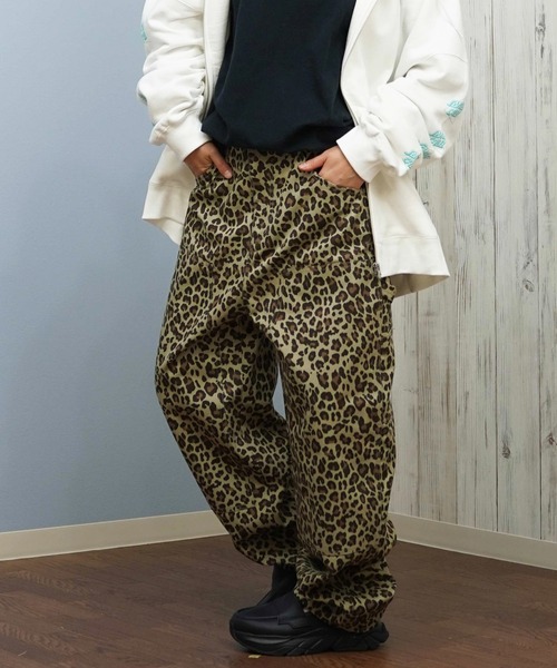 Dickies（ディッキーズ）の「Dickies/ディッキーズ ペインターパンツ ダブルニー チノパン 81461400（チノパンツ・レディース・カモフラージュ/ブラック/レオパード/ダークブラウン・L/M）」の6枚目の写真