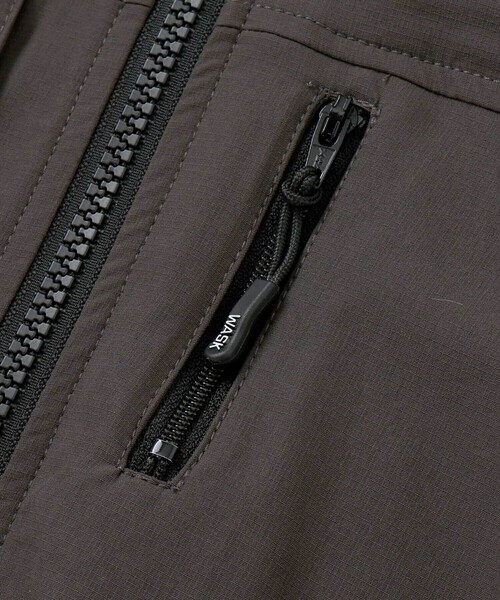 WASK(ワスク)の「袖取り外しワークポケットジャケット(100~160cm)(ナイロンジャケット・キッズ・ブラック/ベージュ・140cm/160cm/150cm/130cm)」の12枚目の写真