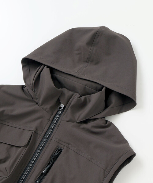 WASK(ワスク)の「袖取り外しワークポケットジャケット(100~160cm)(ナイロンジャケット・キッズ・ブラック/ベージュ・140cm/160cm/150cm/130cm)」の16枚目の写真