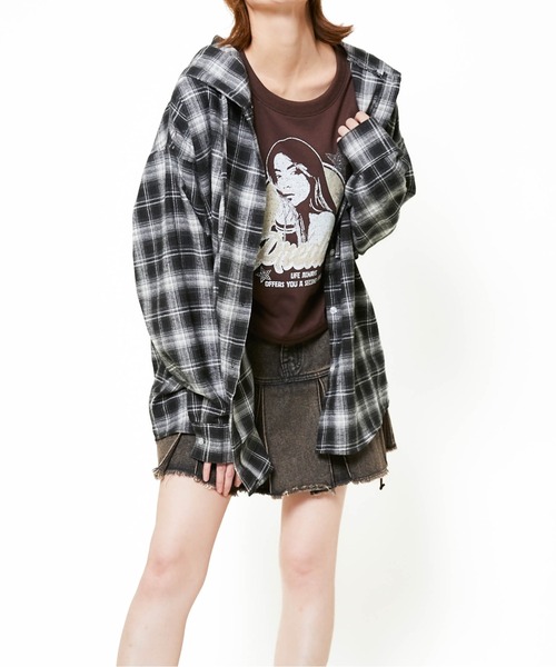GORGE(ゴージ)の「《フード付き×起毛感チェック》レディース カジュアルシャツ 羽織り 秋冬(シャツ/ブラウス・レディース・ブラック/ブルー/ボルドー・F)」の5枚目の写真