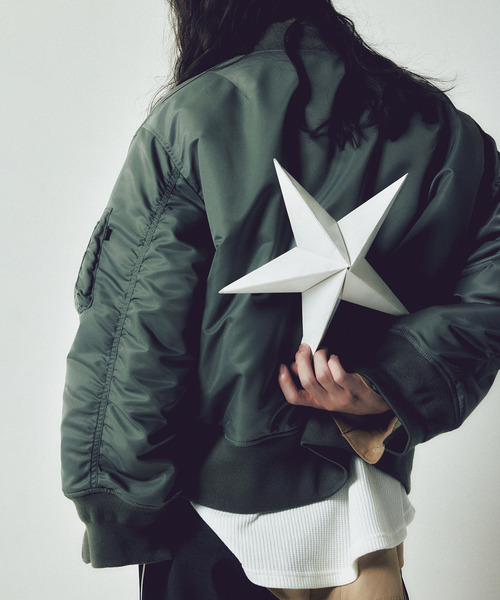 CONVERSE TOKYO × ALPHA INDUSTRIES】REVERSIBLE MA-1 BOMBER JACKET