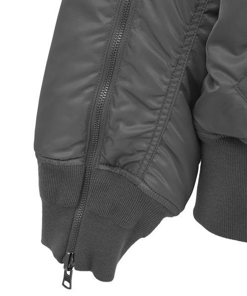セール】【CONVERSE TOKYO × ALPHA INDUSTRIES】REVERSIBLE MA-1