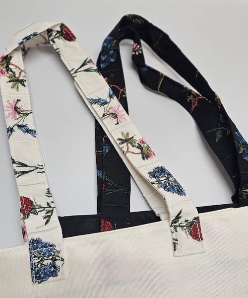 ANOTHER S（アナザーエス）の「花柄刺繍トートバッグ（トートバッグ・レディース・ホワイト/ブラック・FREE）」の5枚目の写真