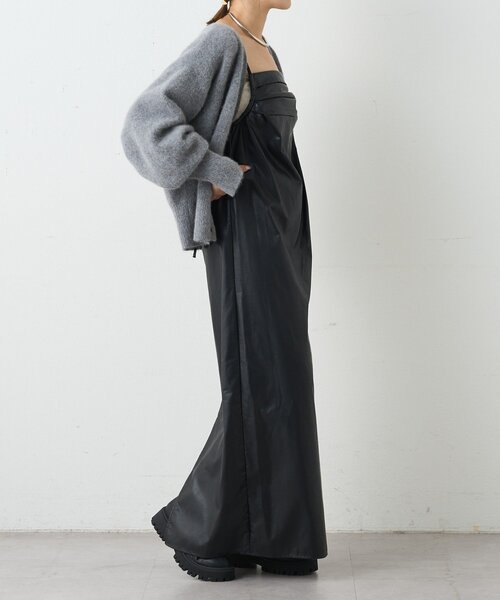 SHENERY（シーナリー）の「レザーキャミワンピース（ワンピース・レディース・ブラック・36/38）」の17枚目の写真